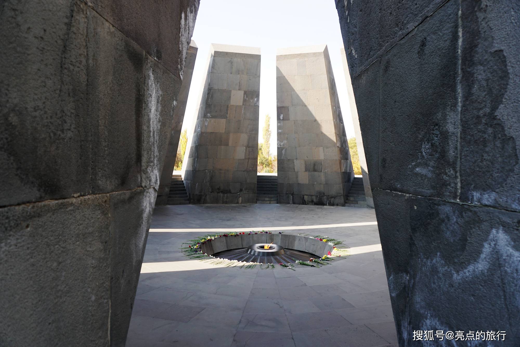 跟着丝绸之路去旅行高加索三国——亚美尼亚（亚美尼亚种族灭绝博物馆）