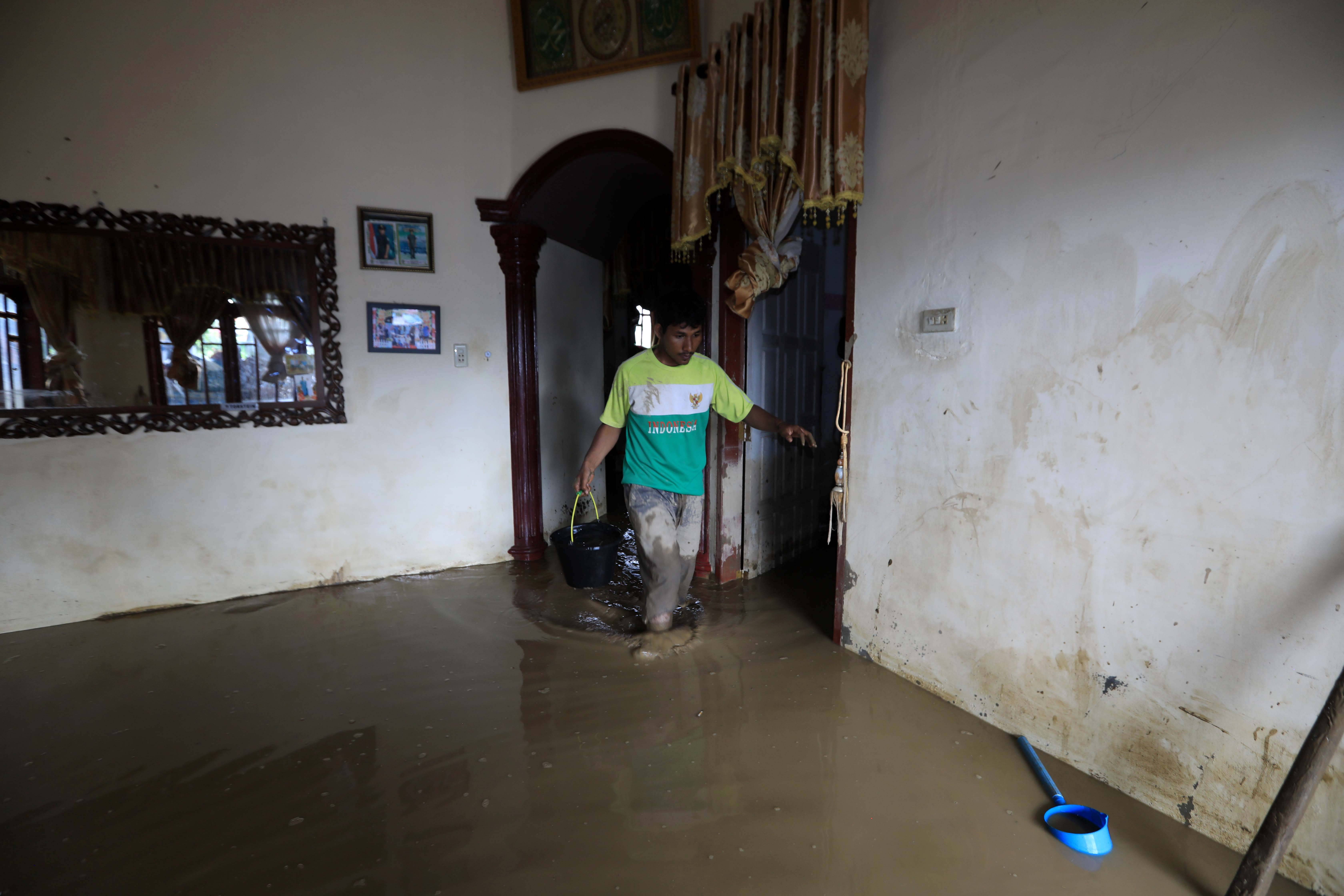 （外代二线）印度尼西亚：洪水过后